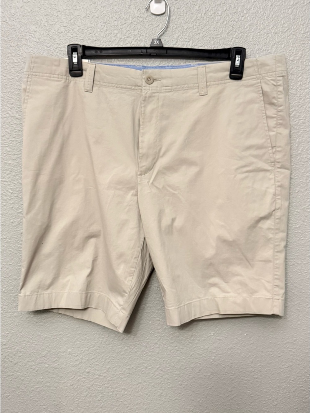 NWT ROWM Shorts Mens BIG Bermuda Flat Front Stone Chino Walking Stretch size 42